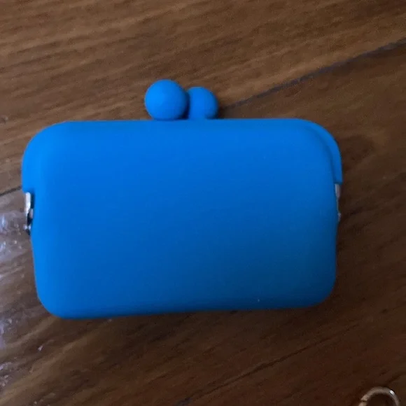 Three Wallets - Picture 2 of 9